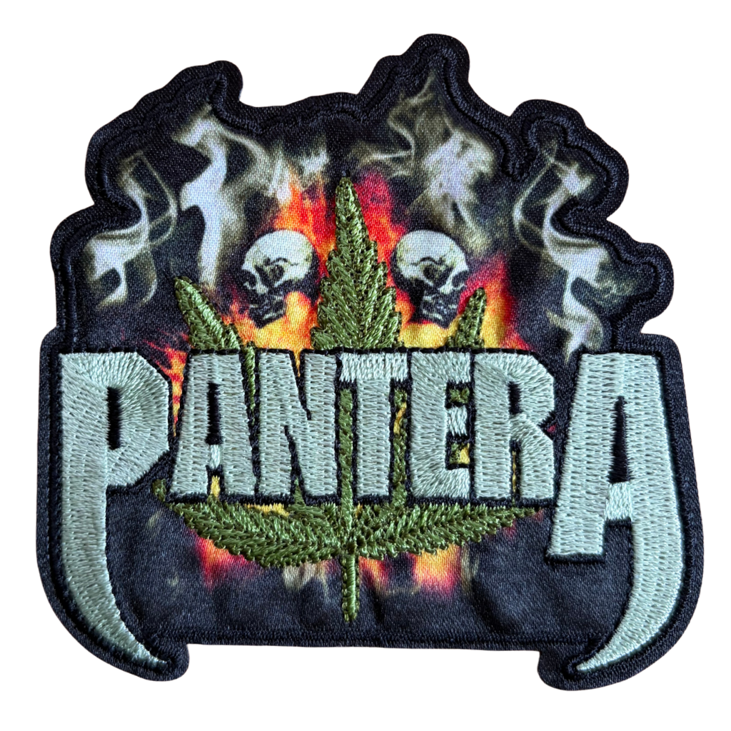 Pantera Patch · Cannabis Smoke Skulls Cut Out (9cm x 9cm)