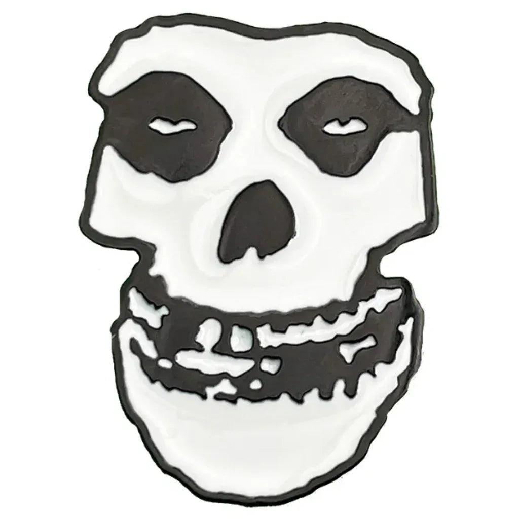 misfits-anstecker-pin-white-skull - Totenkopf.com